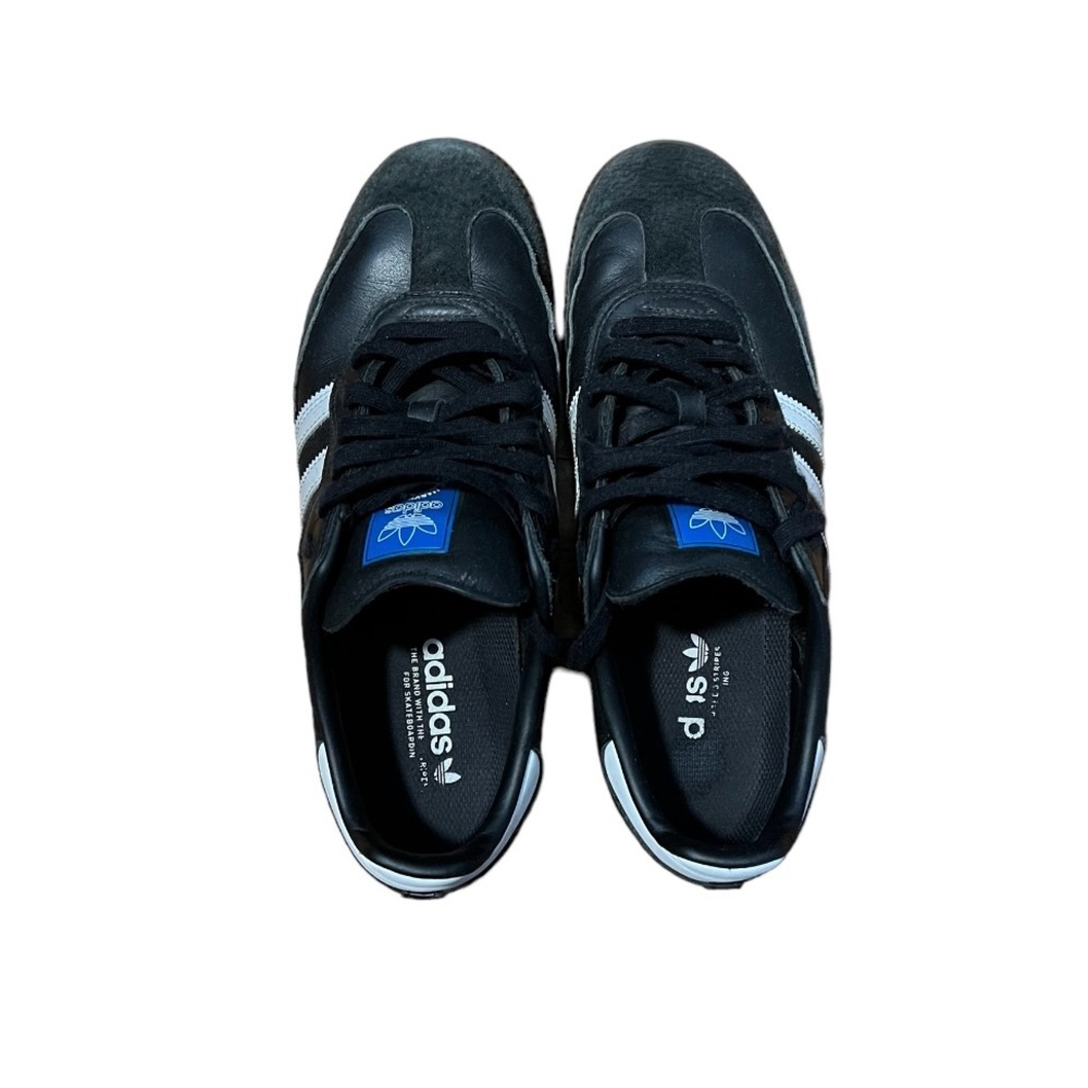 Adidas • Samba ADV